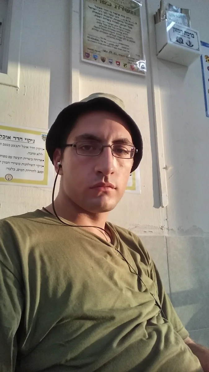 טירונות